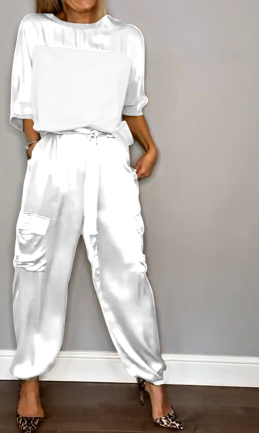 Lovellas - Stijlvolle casual satijnen set