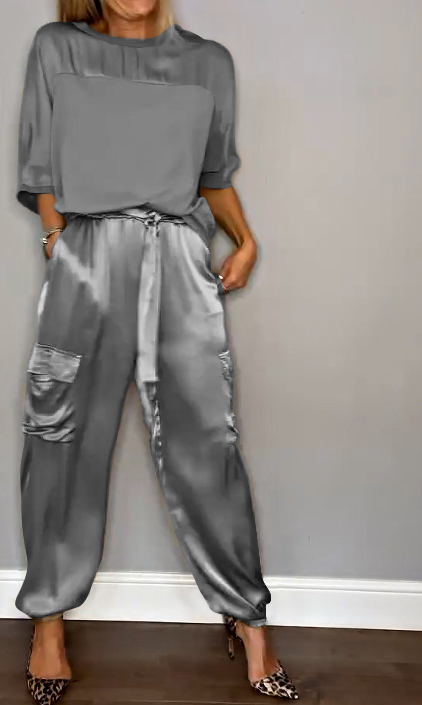 Lovellas - Stijlvolle casual satijnen set